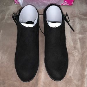 Arizona Jean Company Girls Booties